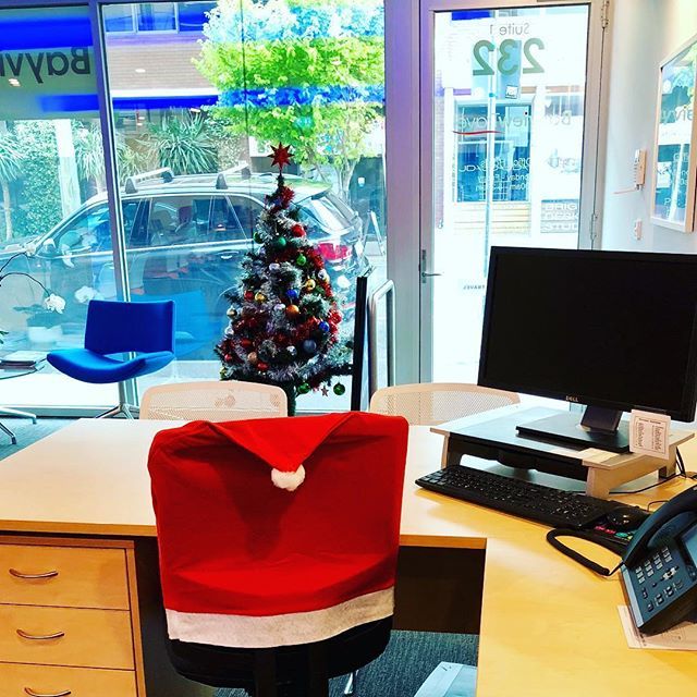 BayviewTravel's tweet photo. It’s beginning to look a lot like Christmas #santa #christmastree #summerholidays #fun #family #festivities https://t.co/7E7jrFlIib https://t.co/gV1XDlPgtJ