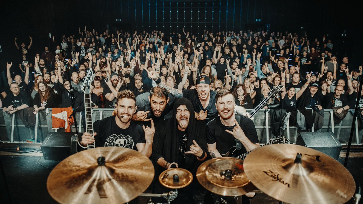 theravenage's tweet photo. Cheers for a great show Antwerp! 🤘
Only ONE show left before we head back home... Amsterdam tomorrow!
📸: @maxshesterikov
#TRA #theravenage #Antwerp #Belgium #gig #tour #wearedisconnected #tremonti #maxim #thelads #cheers #oneshowtogo https://t.co/7XuEnAY4Wx