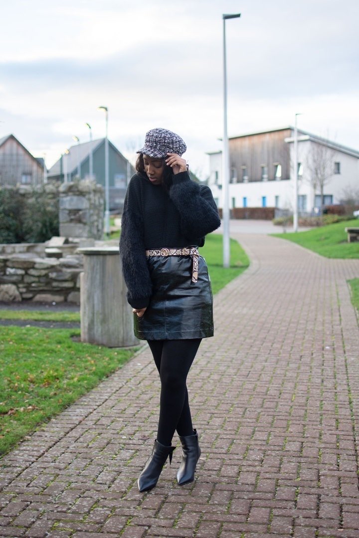 MbaireWangui's tweet photo. It's beginning to feel a lot like winter (freezing)
Outfit link- https://t.co/35zp0mLXmM
#Holiday #LooksChallenge #Lifestyle #TrendToWatch #PlusSize #Winter #Style #GlasgowLovesChristmas #style #styleblogger #edinburghblogers https://t.co/YM7E32FQMD