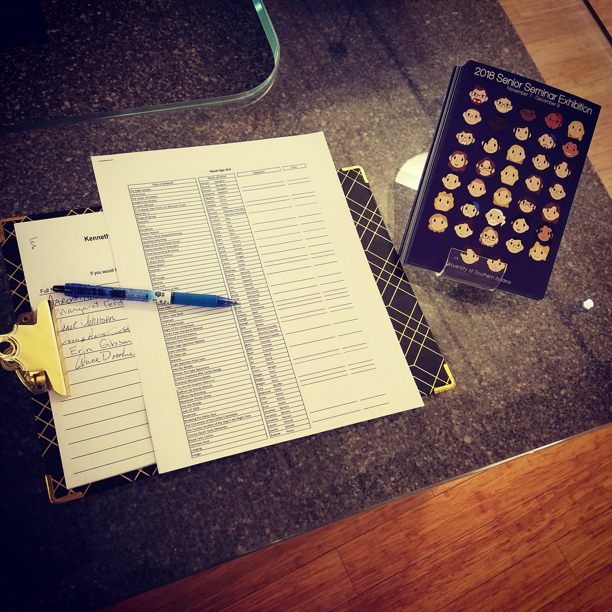 MAC_Pace's tweet image. Attention all Seniors!!! Pick up for works exhibited in the 2018 Senior Seminar Exhibition will be Monday through Wednesday (12/10-12/12) from 10am-6pm.
Please make sure to sign out your work when you pick it up.