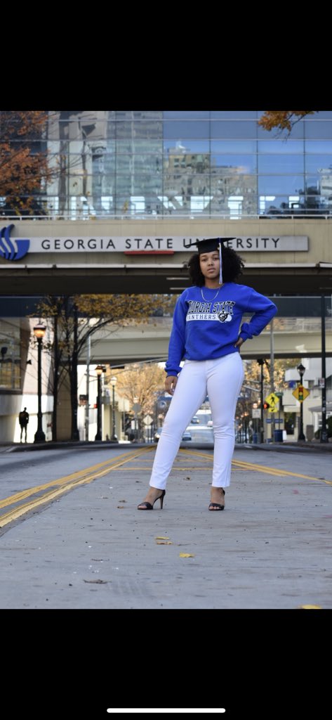p1scesqueen's tweet photo. December 11th, 2018. @GeorgiaStateU  J. Mack Robinson College of Business, BBA in Managerial Sciences 👩‍🎓💙 💰 Undergrad has finally come to an end after 3 long years.😭 https://t.co/wKa9fXb1h0