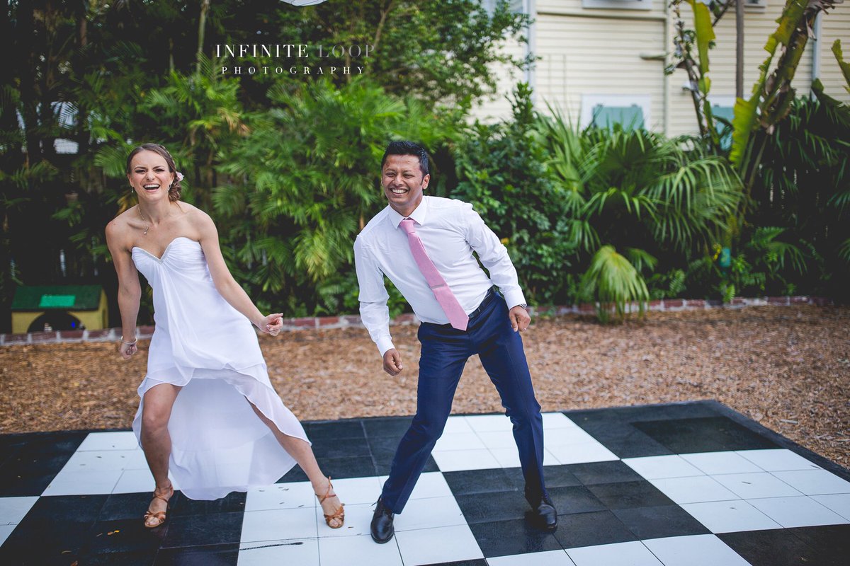 TheInfiniteLoop's tweet image. The best partner is the one you spend the most time with, lucky for us we have forever #infiniteloopphotography #thatsdarling #love #photooftheday #instagood #theknot #weddingphotographer #keywest #floridaweddingphotgrapher