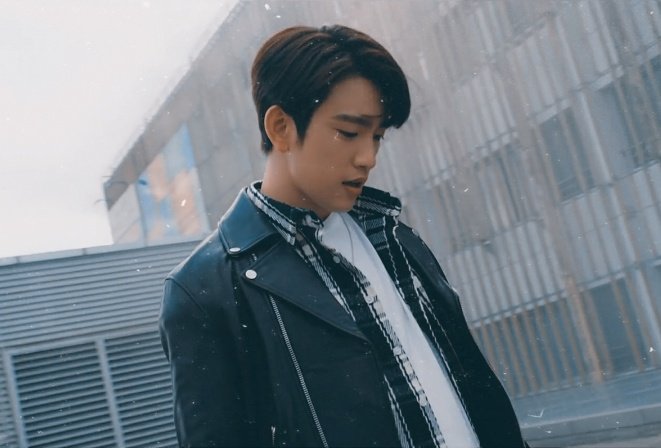 got7still's tweet photo. I won't let you go https://t.co/OGvmVth9Bn