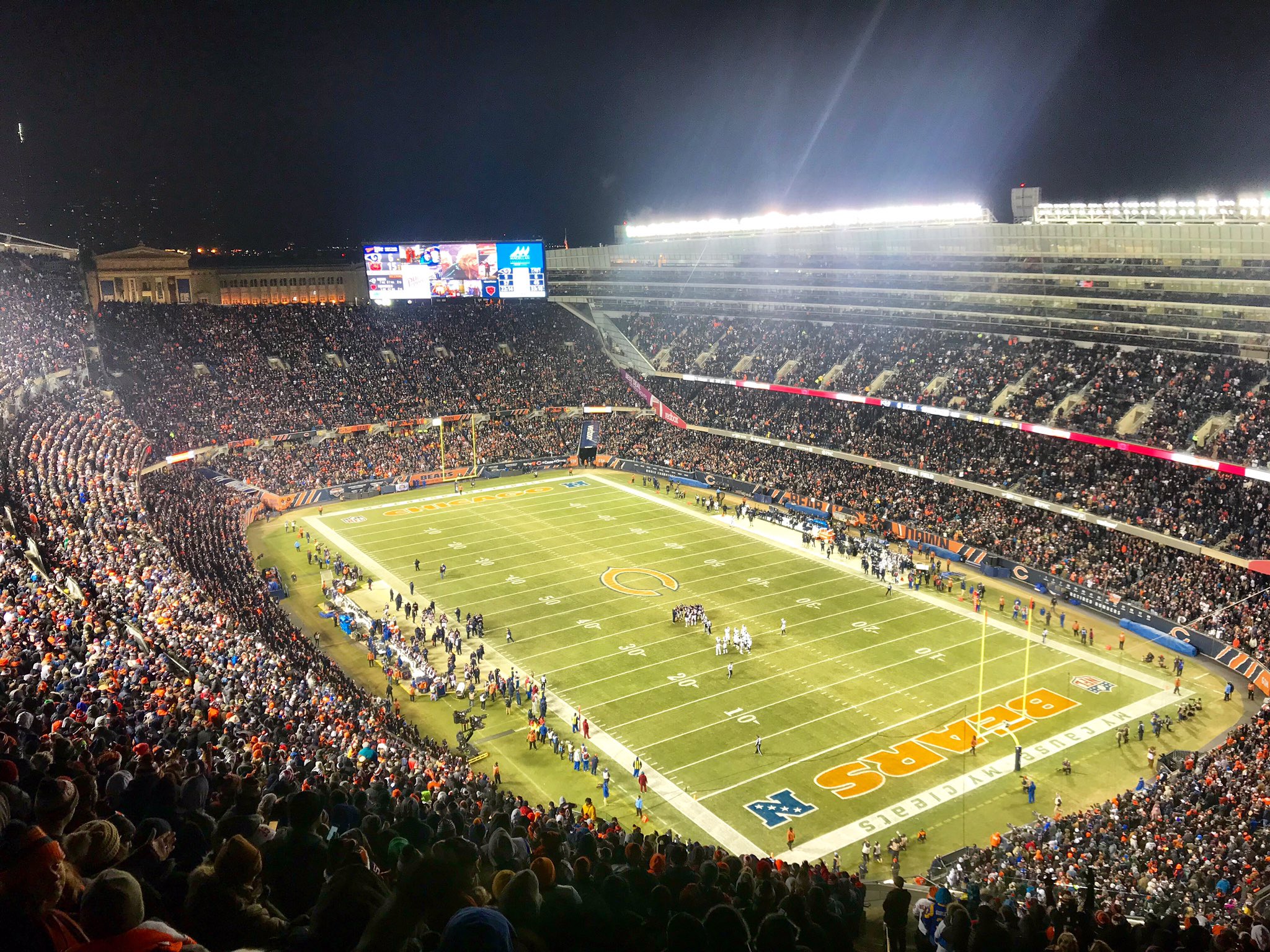 Soldier Field on X: 'The Bears are victorious on Sunday night! FINAL