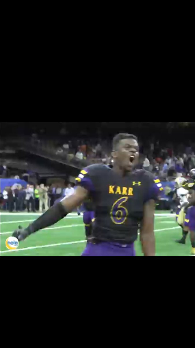 BalahMuhammad's tweet photo. Words can’t even express the love I have for my team and this program. It’s truly the realest thing I’ve ever been a part of! Big thanks to my coaches and teammates for believing in the kid ! I love y’all #3peat #6signingout #yiii https://t.co/6W4CPaIbNW