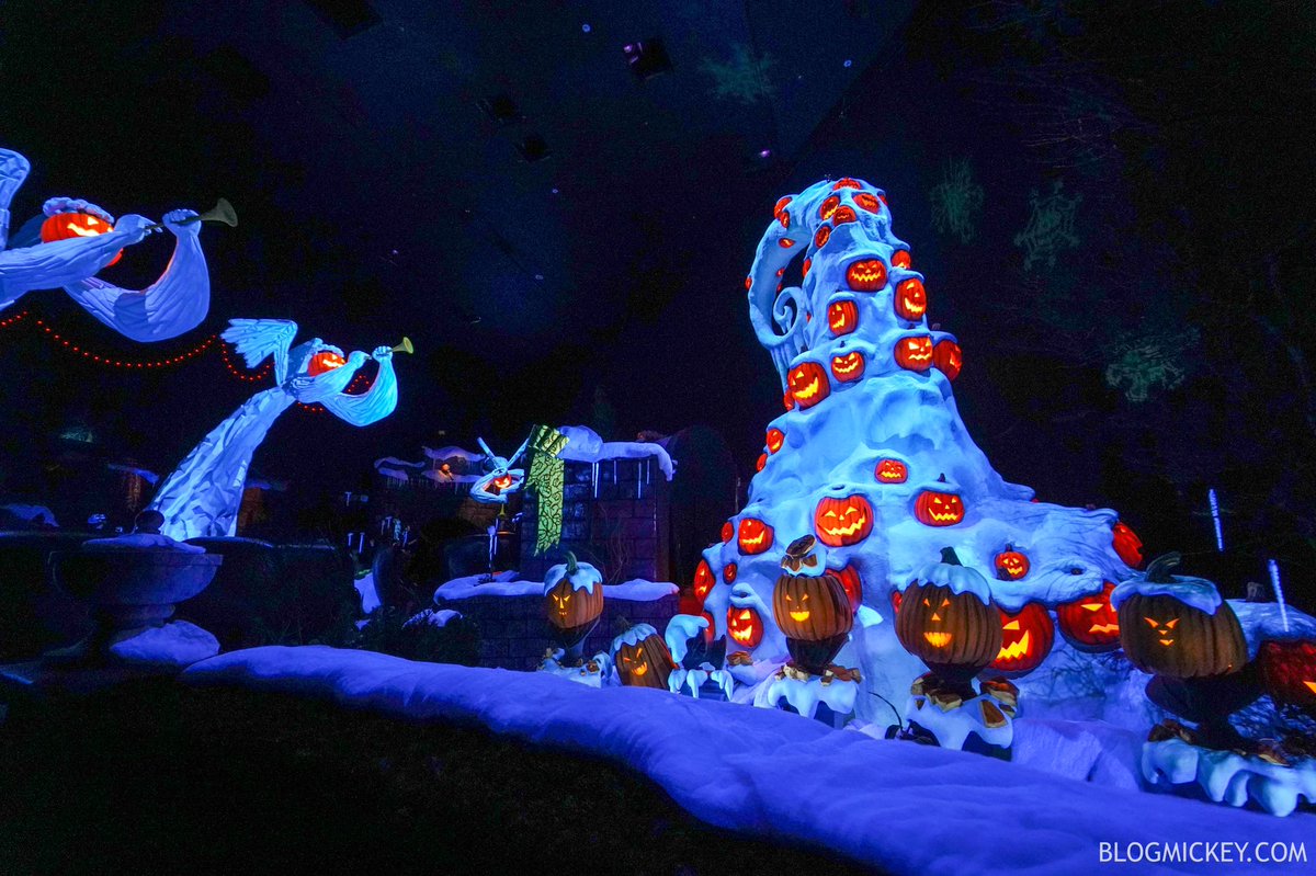 Blogmickey Com Here S A Look At Haunted Mansion Holiday Nightmare At Tokyo Disneyland Livefromtdr