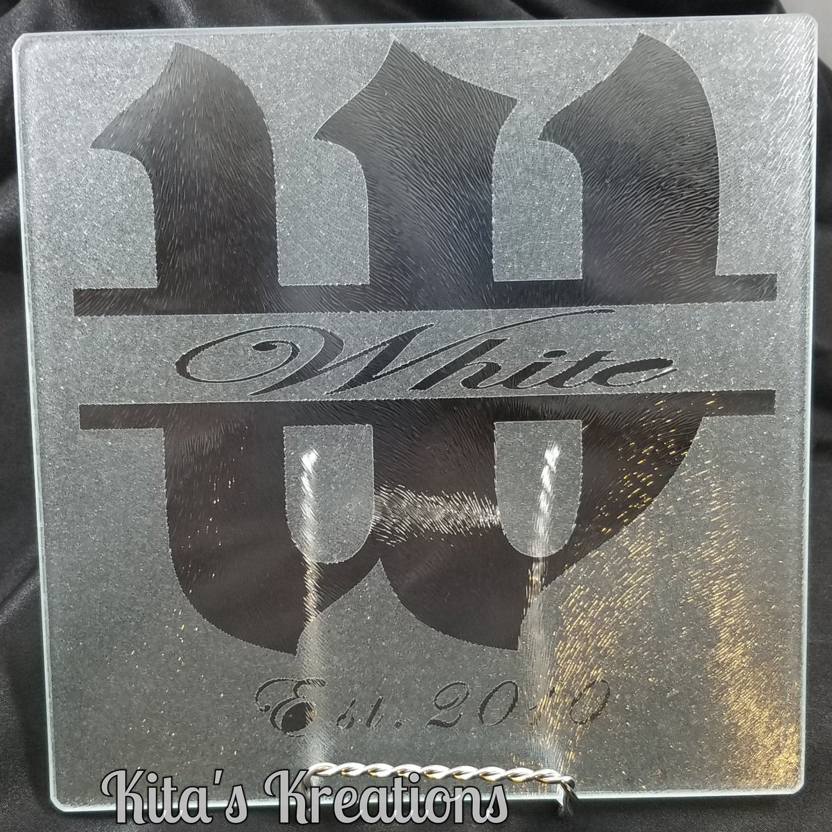 FanLynRu's tweet image. Looking for one of a kind gifts to give for the holidays? We offer handcrafted jewelry, accessories, customized tshirts, hoodies, jackets, hats, wine glasses, ornaments, tumblers, coffee mugs and any else you can think of!! Let us customize your holiday gifts!! #customized #gifts