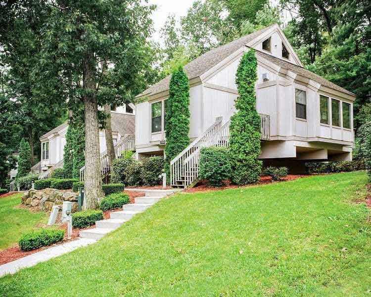 sibrinav's tweet image. THE GIFT OF A VACATION IS #1THIS YEAR
Wisconsin Dells - Christmas Mountain Village
4 Days / 3 Nights In A 1 Bedroom Townhouse
Nestled In The Historic Wis Dells Countryside

Retail Value: $782

Today’s Sale Price From

$199!

ow.ly/Pi3D30mV9Wa