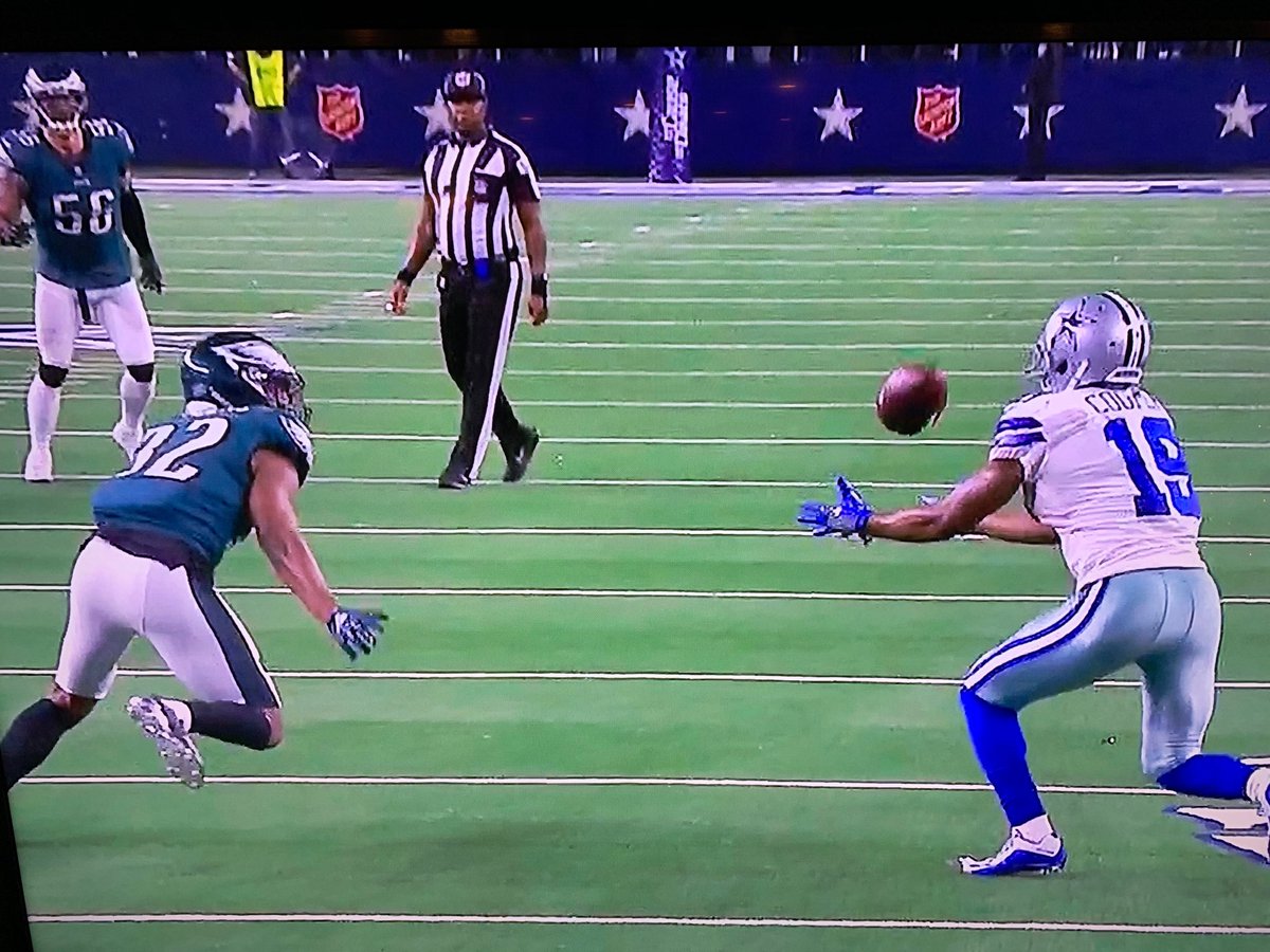Eagles Vs Cowboys Officiating / But the game's poor officiating is leaving a sour taste in at