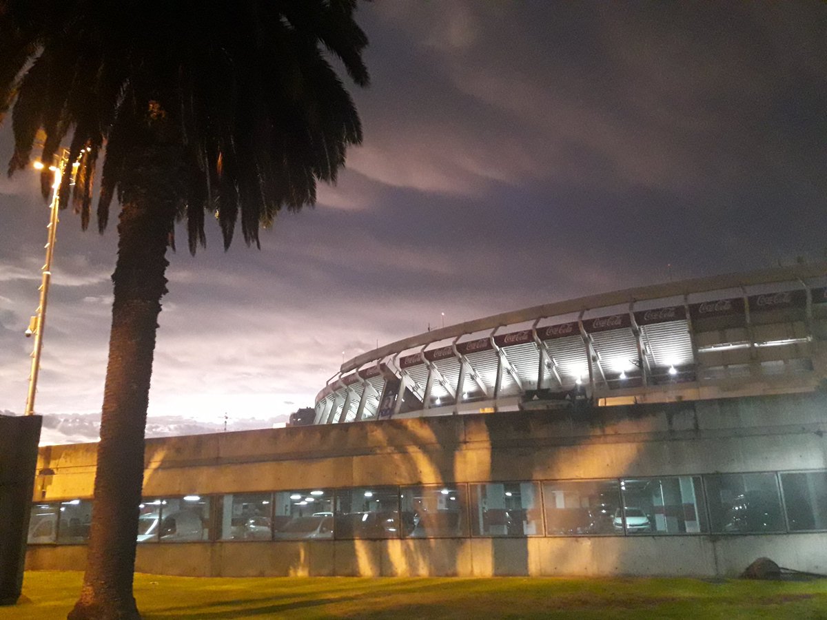 niconoguer's tweet photo. Los vientos tormentosos de 2015 pero en diciembre de 2018. Inolvidable. https://t.co/YI3hv3DlE6