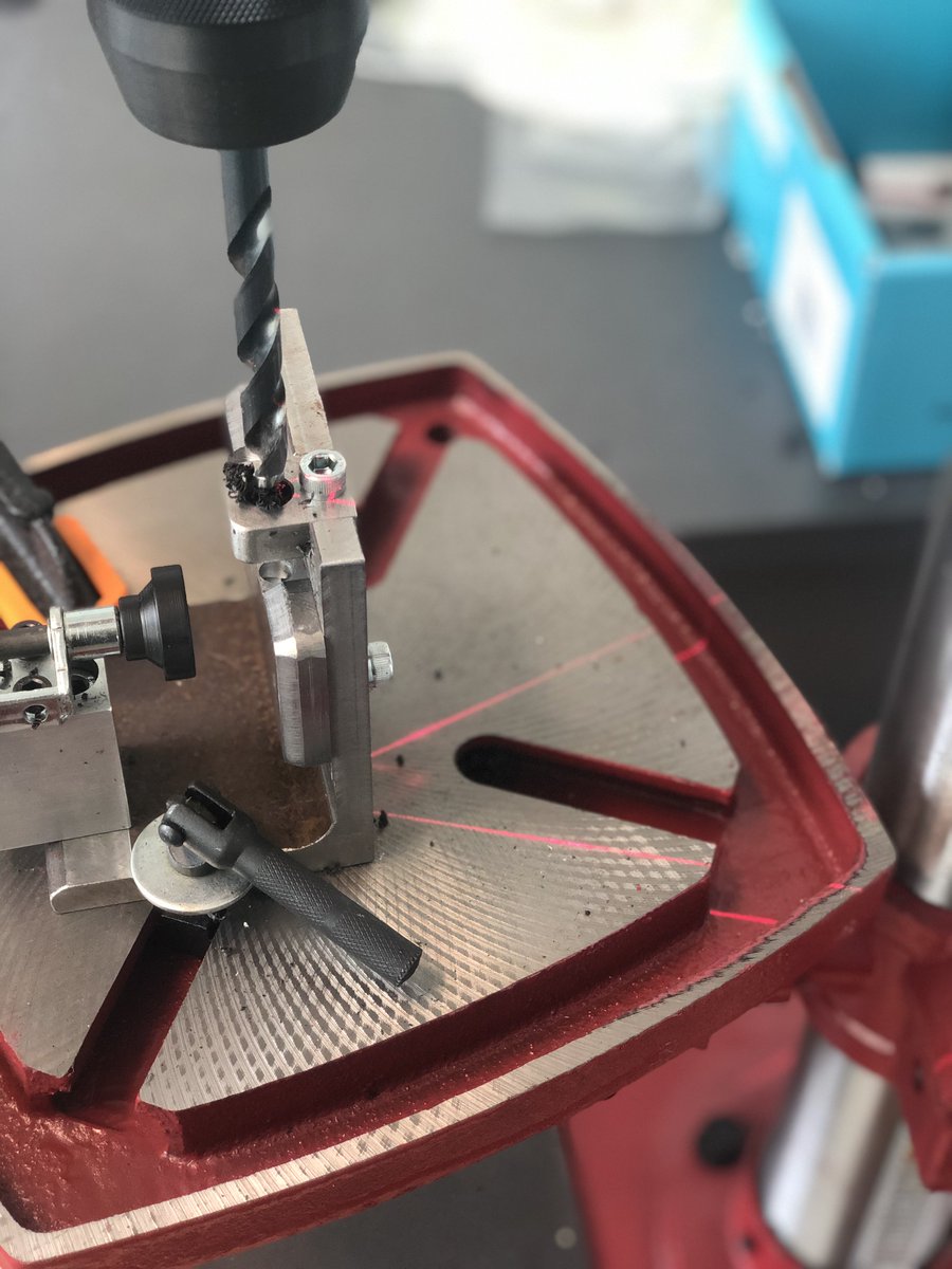 GPSengine's tweet image. Anyone have any Sharks that we could attach the office laser-guided Drill Press to? Asking for a friend...