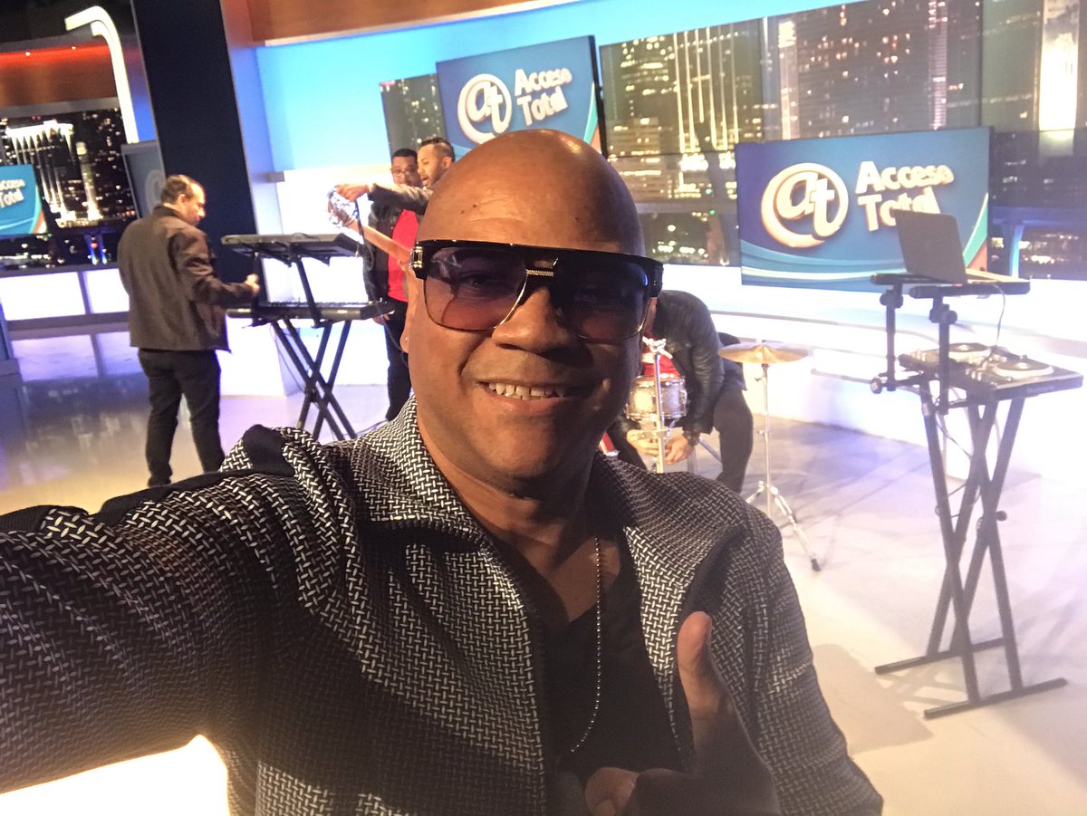 Tiempo sin pasar por acá! Agrégame en #instagram que estoy más activo y presente! Mismo usuario <a href="/nelzapata/">Nelson Zapata</a> Abrazo a todos!