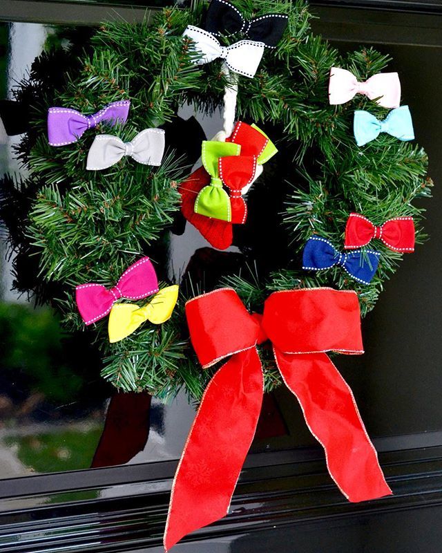 LittleMakesBig's tweet photo. Have you ordered your Little Bow Stocking for just $29 with free shipping? Only 6 days left until we close forever! ~ Rebecca #littlemakesbig #christmas https://t.co/vcybV6G1T2 https://t.co/sD0B1E9vjp