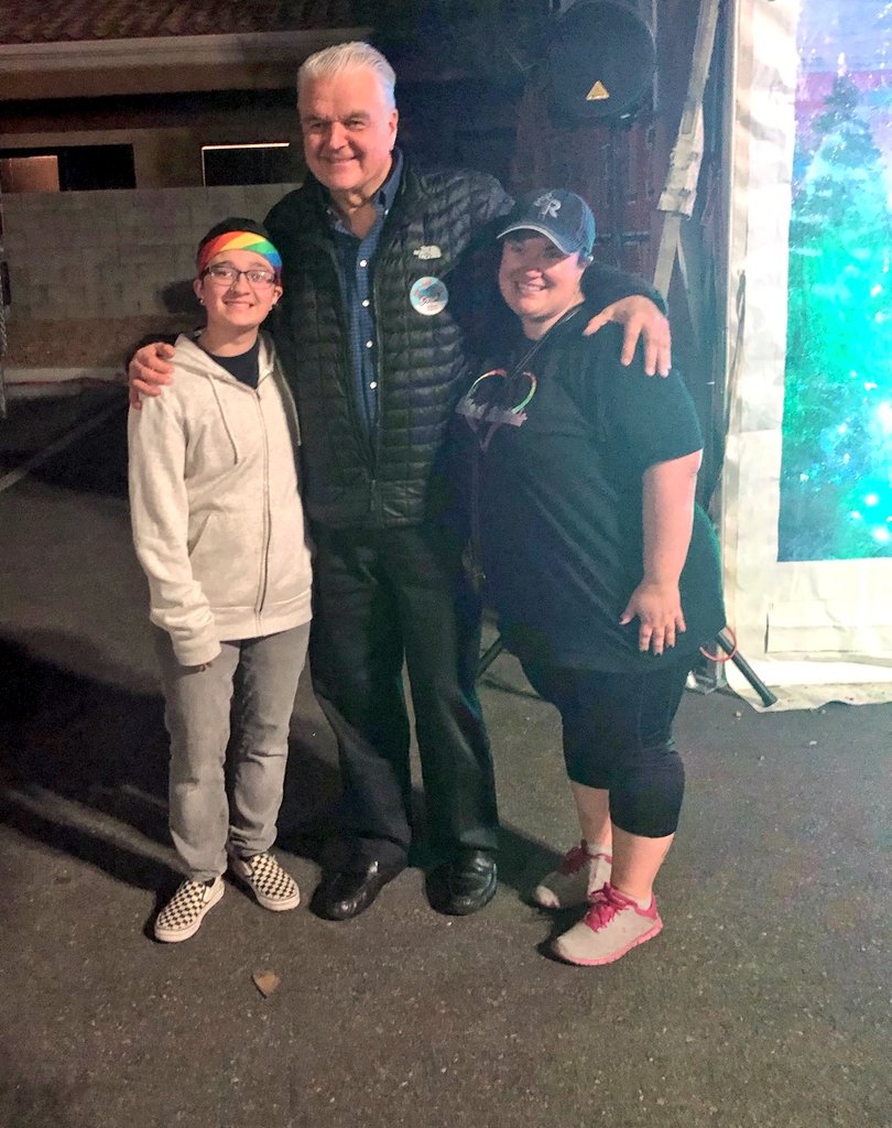 Ran into Tammy and Jay from <a href="/GenderJusticeNV/">GenderJustice Nevada</a> here at the <a href="/985kluc/">98.5 KLUC</a> #KLUCToyDrive where they are helping out. Thanks for volunteering for such a great event! #feelthetingle