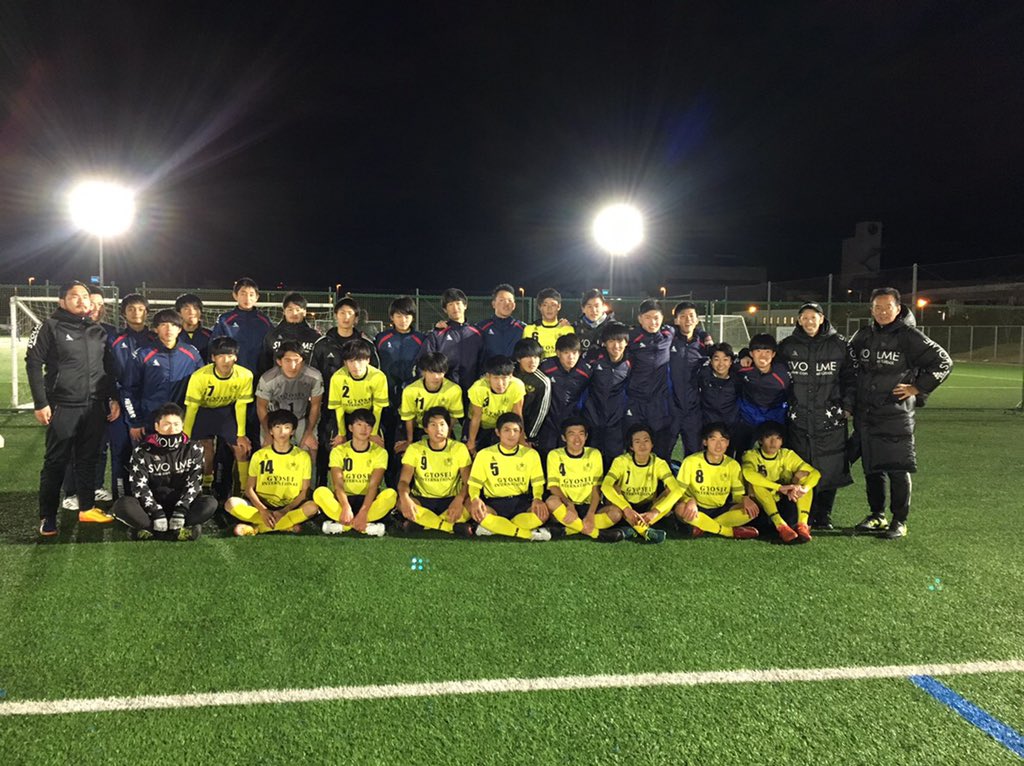 0403___2000s's tweet photo. 暁星国際サッカー部を引退しました。
この3年間でとても素晴らしいサッカー人生を送る事ができました。
この仲間とプレーできた事これは自分が生きて行く中で一生もんです。
みんなありがとう！  
次のステージで輝けるように
頑張ります！

＃引退 https://t.co/mcCNnZ7MQY