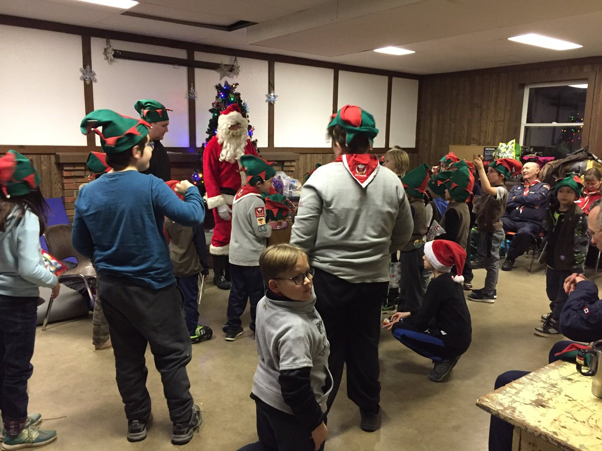 ScouterBrian's tweet photo. 97th Hamilton Group Christmas camp at Mt Nemo camp. Christmas dinner together and a visit from Santa for the Beavers and Cubs. #wedostuff. @scoutscanada https://t.co/Q9kKatzFU5