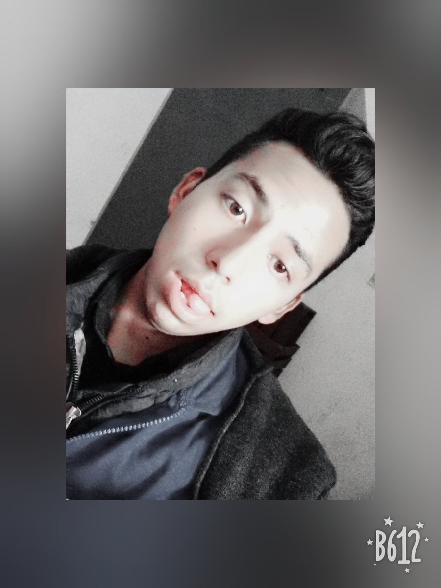 GabVlv's tweet photo. A veces odio la vida por los malos momentos, no he aprendido a matarme aún que a veces lo intento... https://t.co/9JuBh1AVby