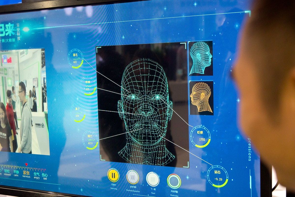 ArentsHA's tweet image. If you think the #surveillance capacities of #facial #recognition technology are disturbing, wait till you see its even less scrupulous cousin, #affect #recognition: #AI used to determine personality, inner feelings&amp;amp;mental health from an image of your face buff.ly/2AUMDtv