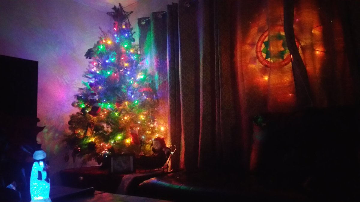 MadVision's tweet image. Xmas tree