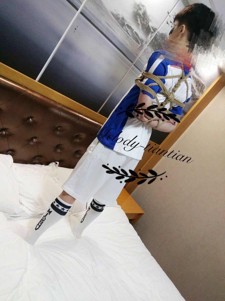 Melody-天天on X: #捆绑#白袜#恋袜#主奴#调教对于约玩并不喜欢1 0 可能对于拍好看的图片更喜欢一点，最喜欢的就是捆绑和袜子