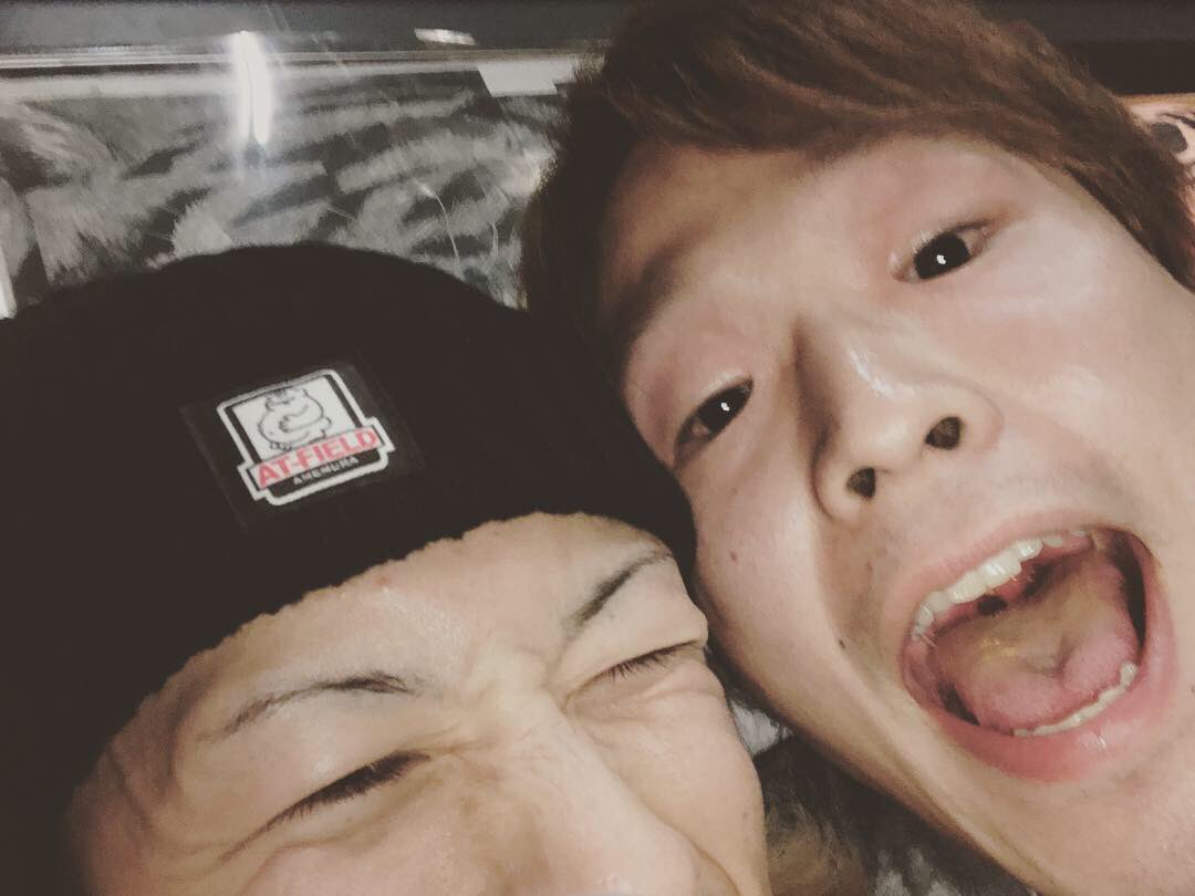 kai0314kai's tweet photo. 昨日は大阪アメ村でパンチライン!!
火影に集まってくれたみなさんほんとありがとうございました!!
そして誘ってくれたAT-FIELDほんとに大好きです!
久々なみんなにも会えてほんとに嬉しかったな〜!
早く沖縄も行きたい!笑
みんならぶ!
#ATFIELD
#BUMBA
#9thclap
#RIDGE
#AXLITTLECITY https://t.co/9NkgD3kDQL