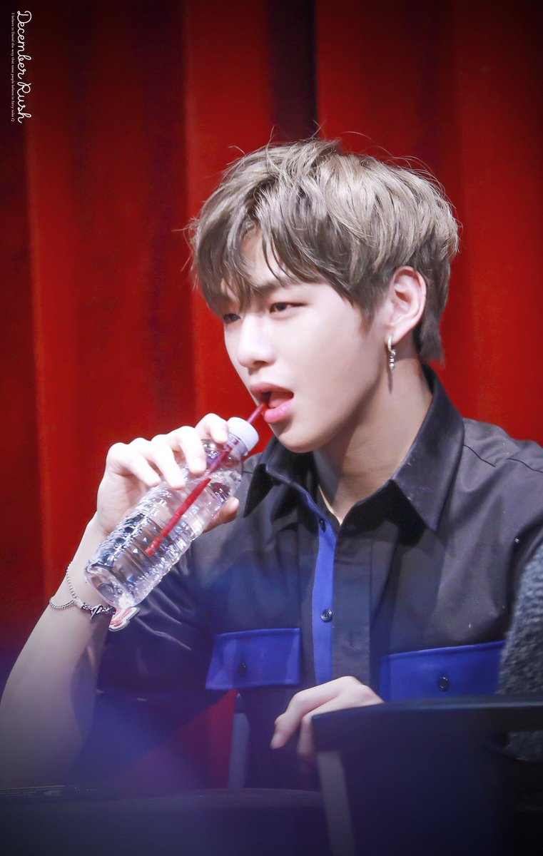 Cherry_25808's tweet photo. สุขสันต์วันเกิดนะคังแดเนียล😘
#HappyDanielDay https://t.co/rDK7UNg6z6