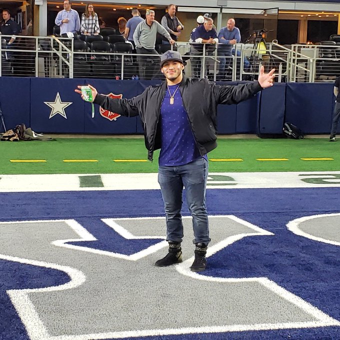 #NewProfilePic https://t.co/HbgVMvPiD5<a href="/tag/newprofilepic"class="tags">#NewProfilePic</a>