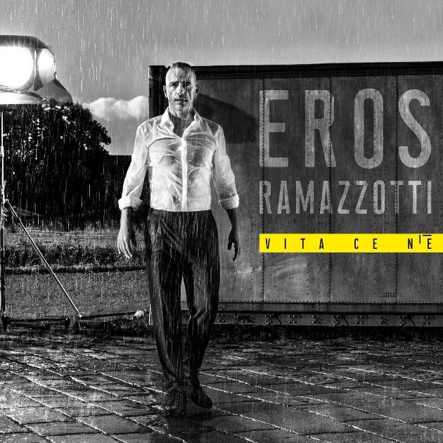 Eldoconcerts's tweet photo. Le nouvel album de @RamazzottiEros vient de sortir. De quoi se chauffer avant sa venue à la Halle Tony Garnier LYON le mardi 19 mars 2019.
🎧 https://t.co/nWaHesGbyQ…/decouvrez-le-nouvel-album-d-eros-ramazzo…/
Réservez vite 👉 https://t.co/wDrFavaxRH https://t.co/g5eHIr35nU