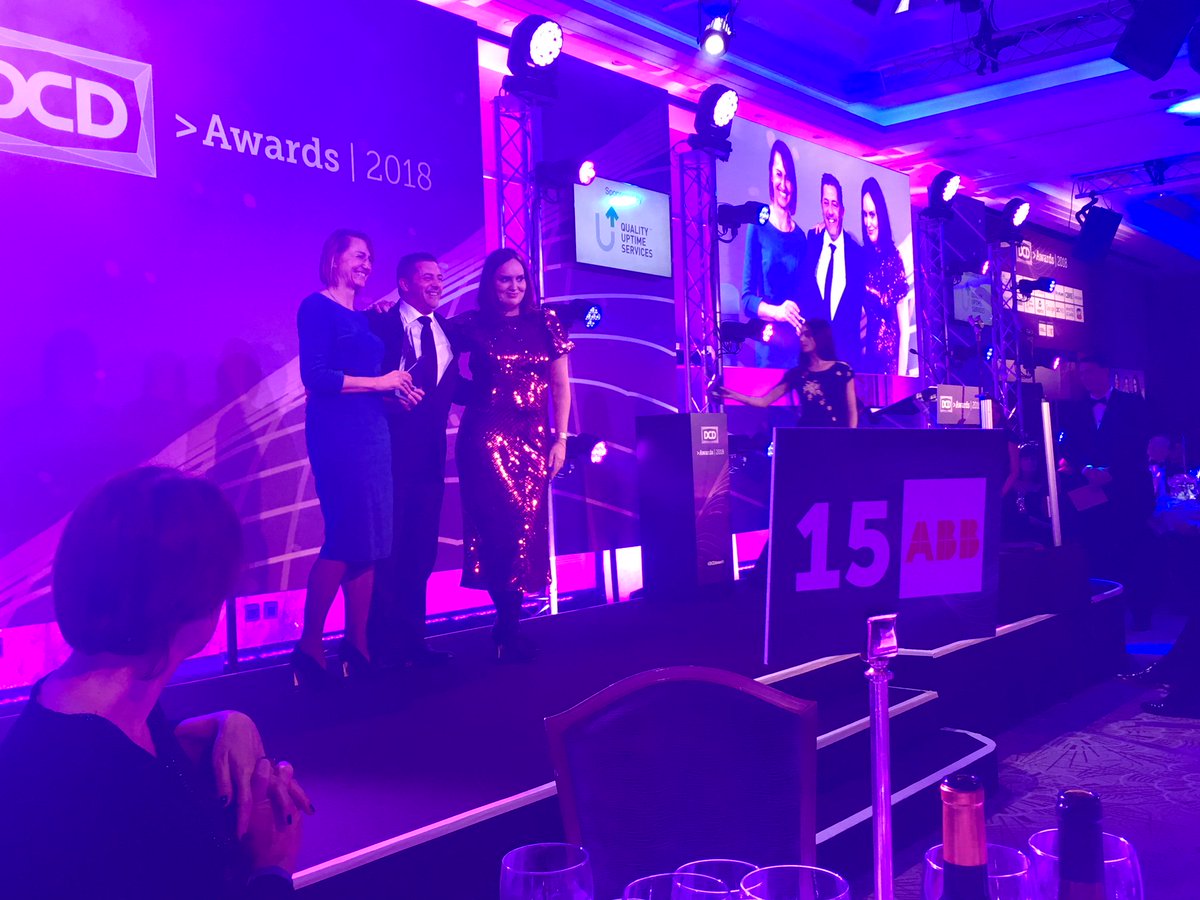 ClareLoxley's tweet image. Delighted to collect award on behalf of @HPE for #SpaceborneComputer at the #DCDAwards 2018 in London for &quot;most extreme datacenter on the planet&quot;