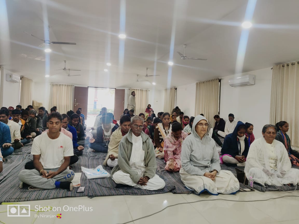 GujaratVDS's tweet photo. Glimpse of the Maha ganesha puja and Maha Rudra Puja #Vasad_Ashram https://t.co/RPrGw6anmc