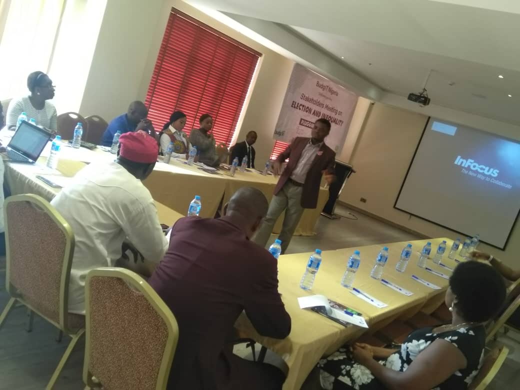 BudgITng's tweet photo. Gabriel Okeowo officially declaring the election and inequality stakeholders meeting open with his opening remarks.

#PluggingTheGaps

#EvenItUp https://t.co/U5LvVlYCjb