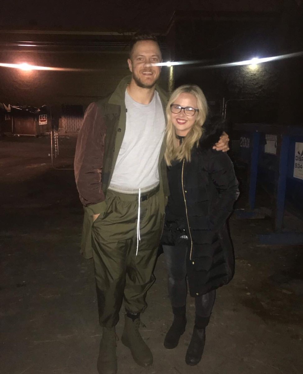 DanReynoldsFans's tweet photo. "Pretty major 'pinch me' moment doing a little grooming for Dan Reynolds today. He is a pretty inspiring human. I felt extremely honored to hang with him "

Photo and caption via: Ashley Forbes https://t.co/mYJrR2txFq
