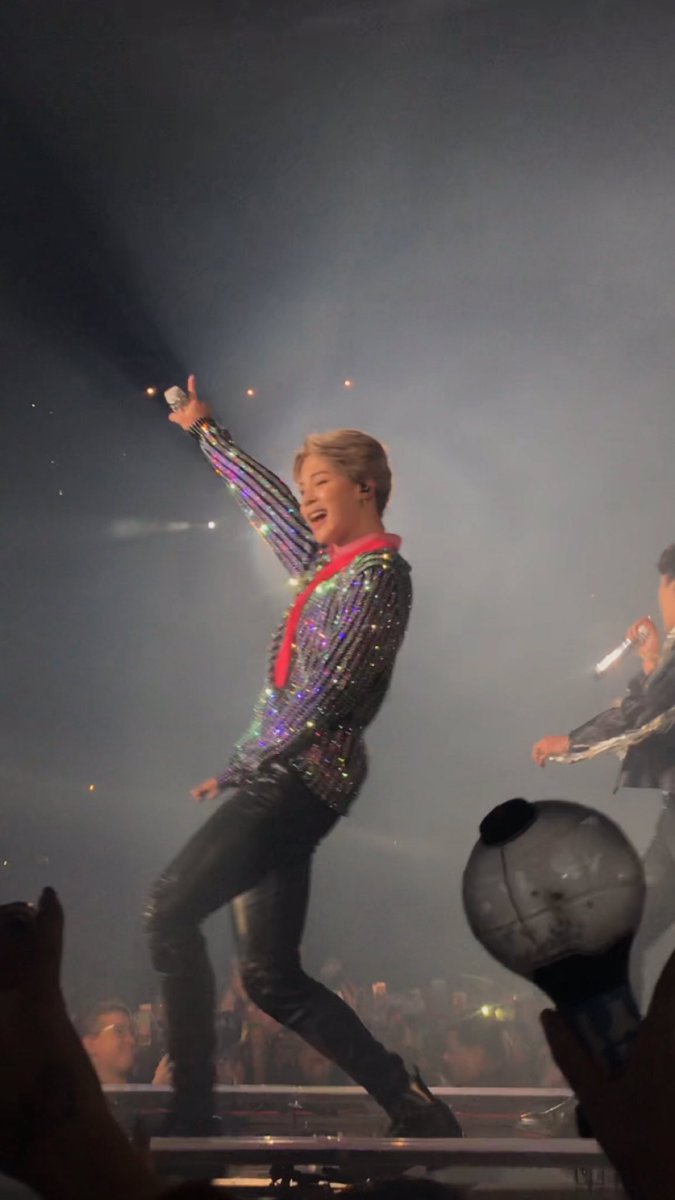 CinthyaA007's tweet photo. #BTSLoveYourselfTour #CitiField #BTSARMY #bangtan #๋ฐฉํ์๋
๋จ #bts #BTSxCitiField #BTSinCitiField #citifield #citifieldbts #BTSLYTour #BTSLoveYourselfWorldTour #btscitifield this was the best night ever!!! ๐๐๐ https://t.co/dVGRffDF66