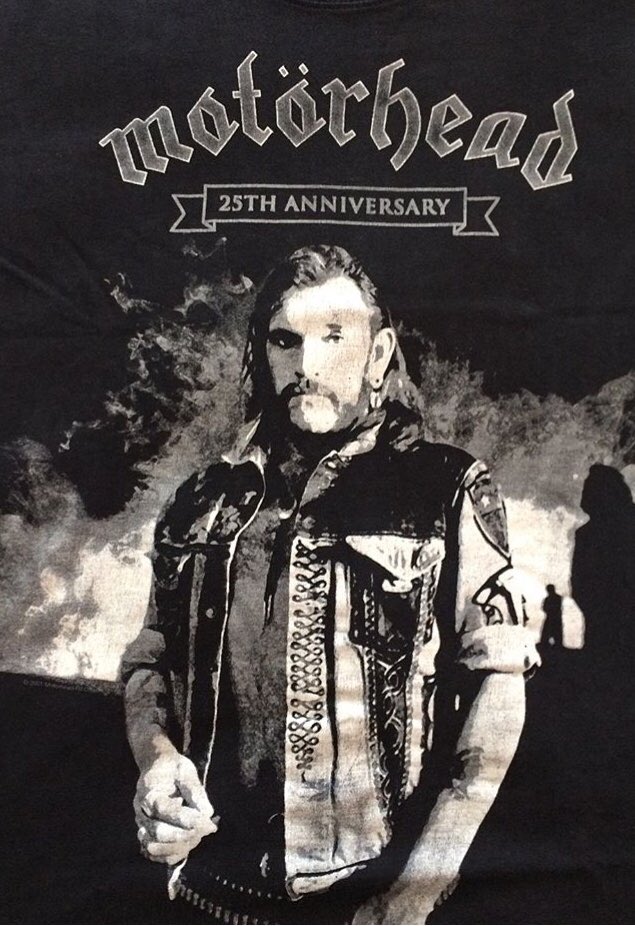 metalattackers's tweet image. Good Morning all, here’s my T-Shirt of the day,have a Motörtastic Mönday \m/....😎
#motorhead
#lemmykilmister
#metalattackers
#metaltourshirts