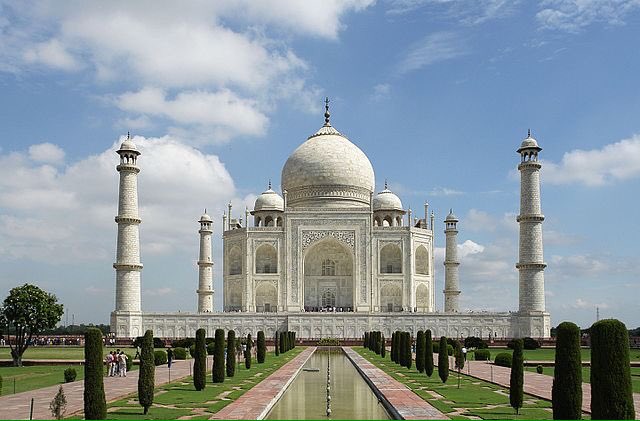 SuperMughal's tweet photo. Can someone say TAJ MAHAL😍 #asight2see #architecturesourspecialty https://t.co/RjVugGwGmt