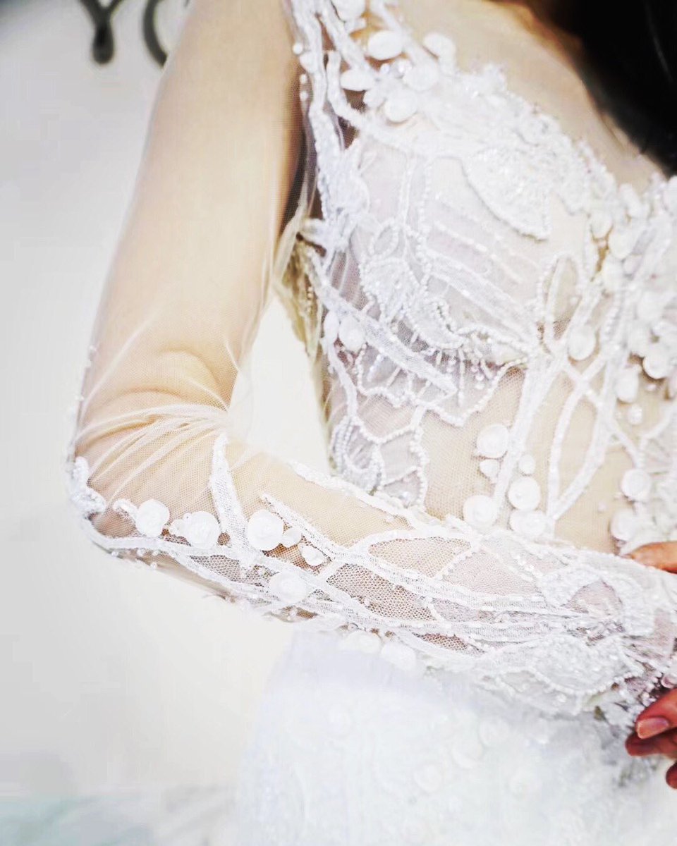 bridalannylin's tweet photo. Nothing is better than using a French lace and silk petals to decorate a couture gown!💋👑🥂
#annylinbridal #silkdress #engaged2018 #floralstagram #styledwedding #ceremony #ido #weddingdress #weddinggown #bridal #bride #couturebridal #designerweddingdress #engaged #wedding https://t.co/WZhvdV8oFZ