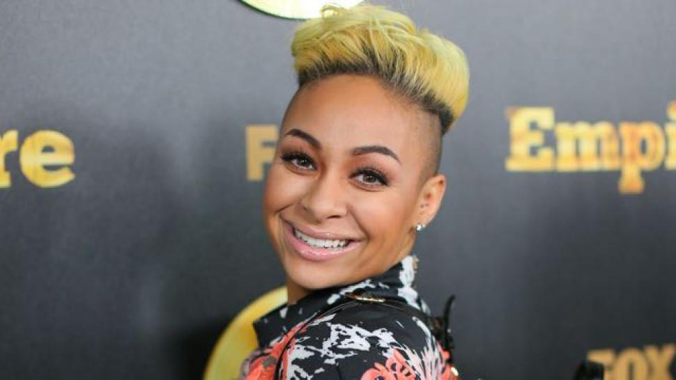 It\s the stunning artist, birthday today!
Happy 33rd birthday Raven-Symone 