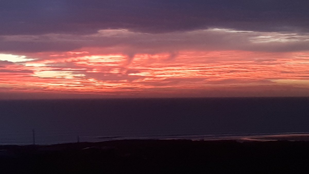 Good Morning from #clogherhead Co. Louth. Took this 5 mins ago.....#Stunning #sunrise #LouthChat