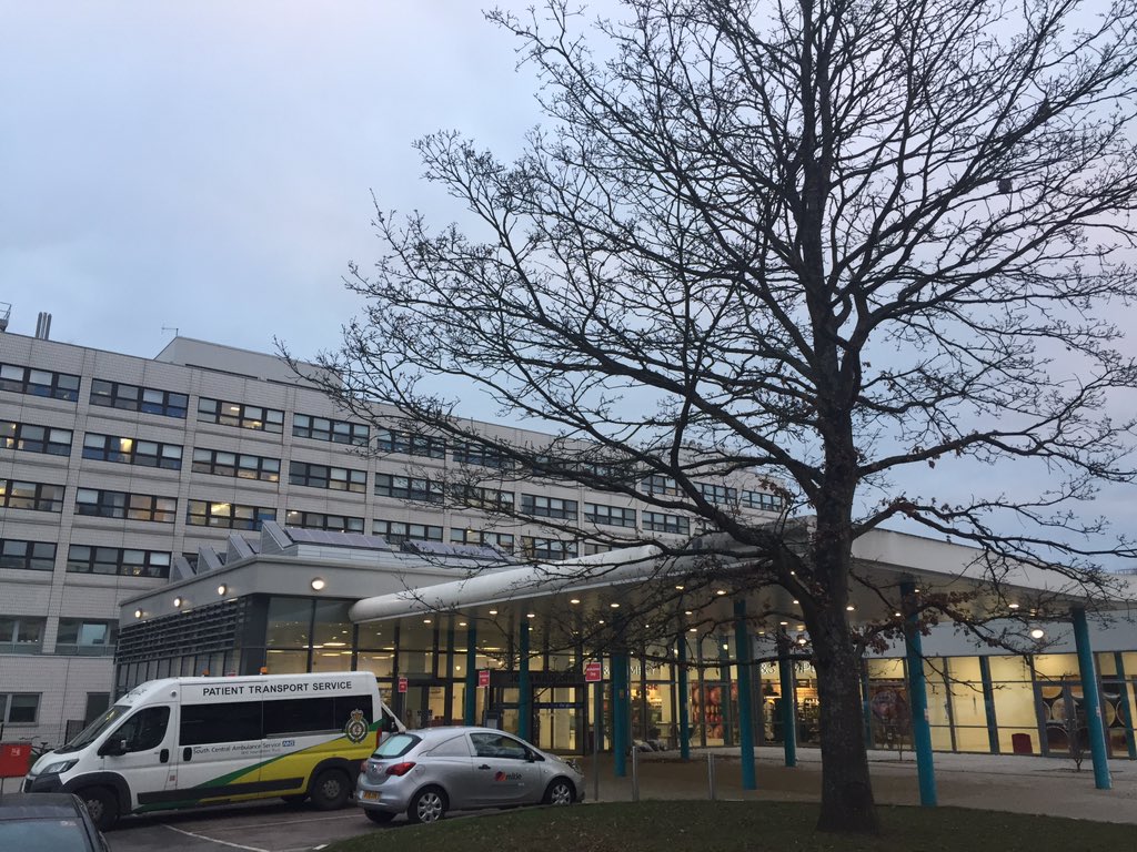 NHS's tweet image. Goodmorning from Oxford and @OUHospitals ! It's a great pleasure for me to curate this account and talk about how interventional radiology is changing the way we do medicine through a pinhole! #imageguidedsurgery #irads