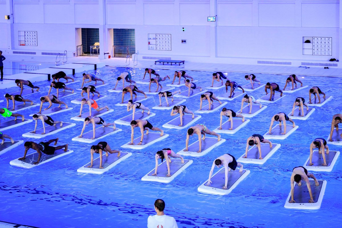 Een workout òp het water. Of als een aapje door de gymzaal slingeren. Wil jij eens iets compleet anders proberen? Wij zetten 5 unieke sporten voor je op een rij! 💪 sportbedrijfrotterdam.nl/nieuws/alle-sp…