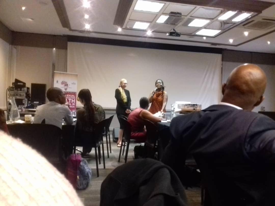 dtmwase's tweet image. Katswe @Pachoto2014 Director Talent Jumo and  @deboraewing12 from @SexRightsAfrica introducing the #HappyFlowCampaign at the SRHR Summit @pepeta_africa @hivosrosa @OSISA @UAFAfrica #ExpectRespect