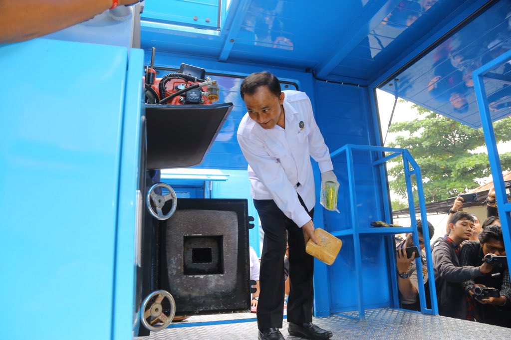 Pemusnahan barang bukti Narkoba jenis Sabu seberat 48.928,16 gram, 33.218 butir ekstasi dan 229.770,20 gram Ganja. Barang bukti ini merupakan hasil dari enam kasus yang diungkap oleh BNN sepanjang Bulan Oktober dan November 2018. Senin (10/12)