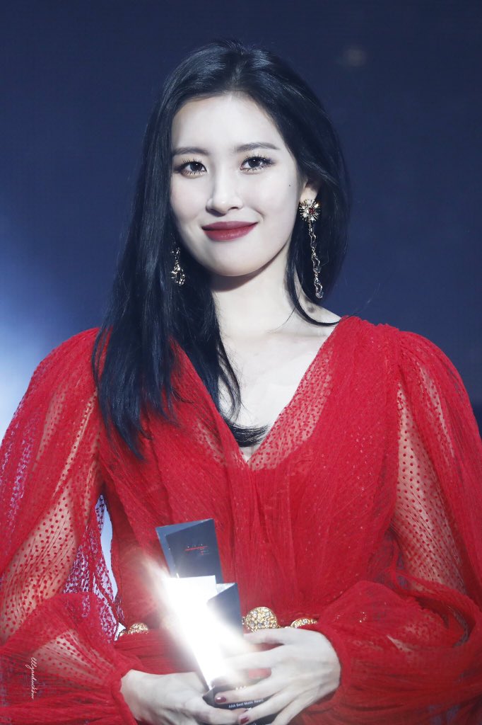 sunmi pics tweet media