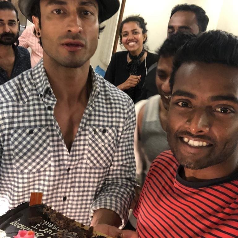 Meet_Unfiltered's tweet photo. #HBDVidyutJammwal from his team mate #AnthonyFernandes https://t.co/rtSuLjewUX