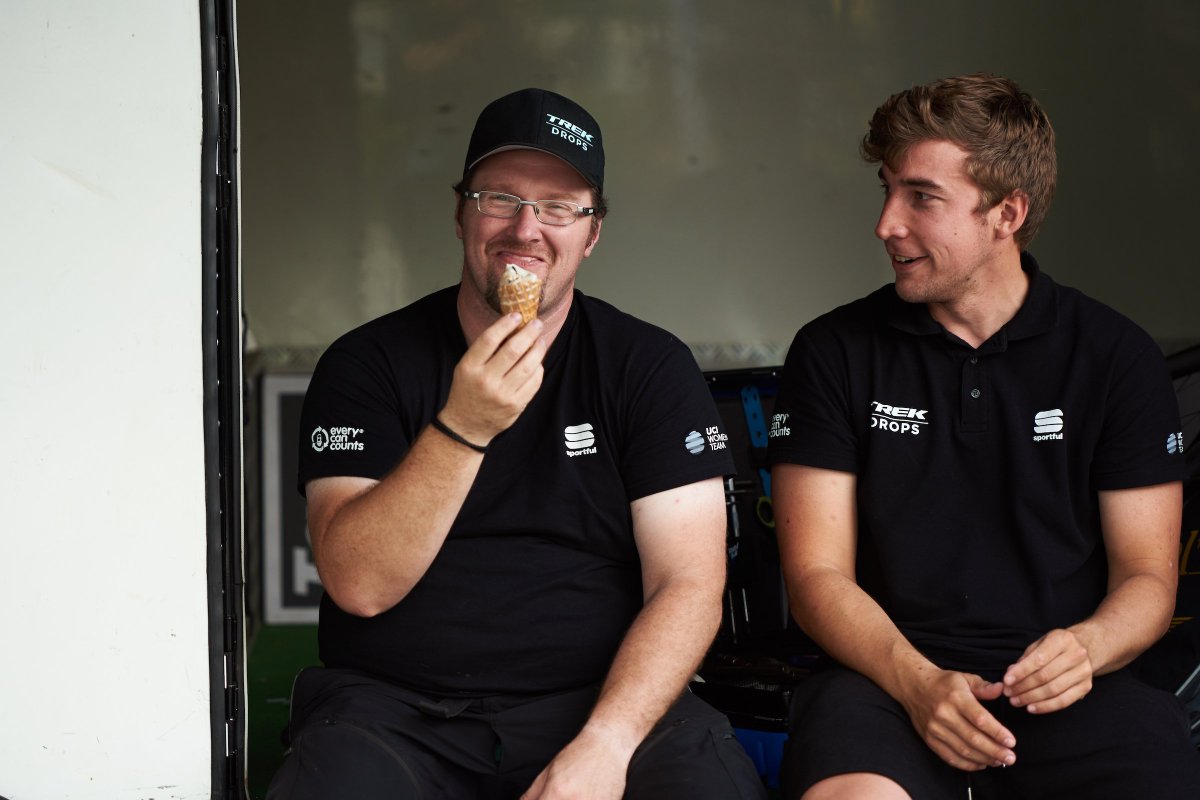 DropsCycling's tweet photo. First of all we would like to thank our lead mechanic, Mike Jenner. He's moving on to @TrekSegafredo with our blessing. It's been amazing to see him grow from volunteer to World Tour Mechanic with us, thanks for your dedication, Mike! https://t.co/qM8vVdl4Zy
