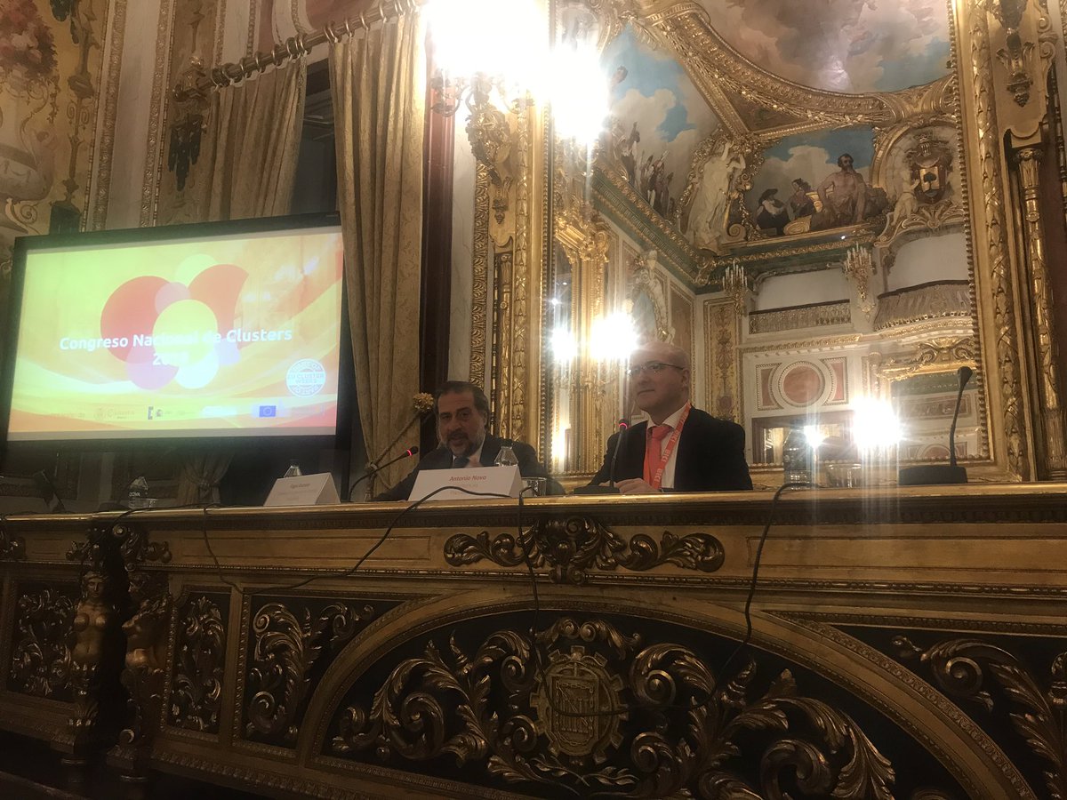 gemasanzs's tweet photo. #cluster2018 @antnovo presidente @ClustersES en su discurso de apertura señala que el futuro Tecnologico pasa por la colaboración en innovación @MadridNetwork @ClustersES https://t.co/pNK1w18fD2
