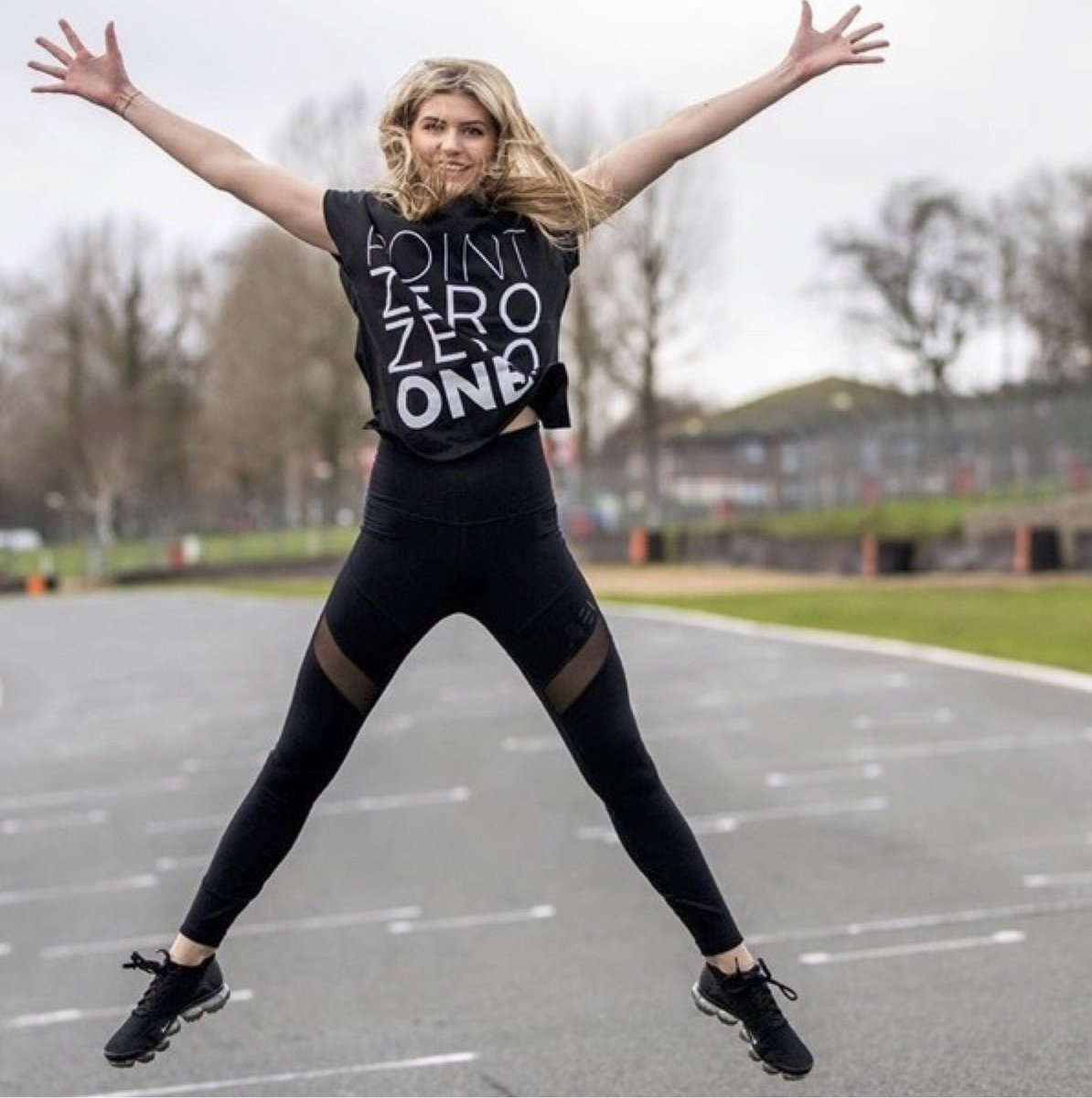 The #Fab one
Great to see talented British driver <a href="/esmee_hawkey/">Esmee Hawkey</a> out and about with #pointzerozeroone 

#skill #courage #passion #speed

#motorsport 
#GT #WSeries
<a href="/WSeriesRacing/">W Series</a> #WomenInMotorsport 
#RethinkRacing 

#Beatles 

.001 of a second
The ultimate point of difference