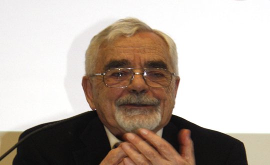 ataytayfun's tweet photo. Hocam'ı kaybettik...
🖤🖤🖤🖤🖤
Prof Dr. Bozkurt Güvenç (1926-2018) https://t.co/xNjZ0qJ0LL