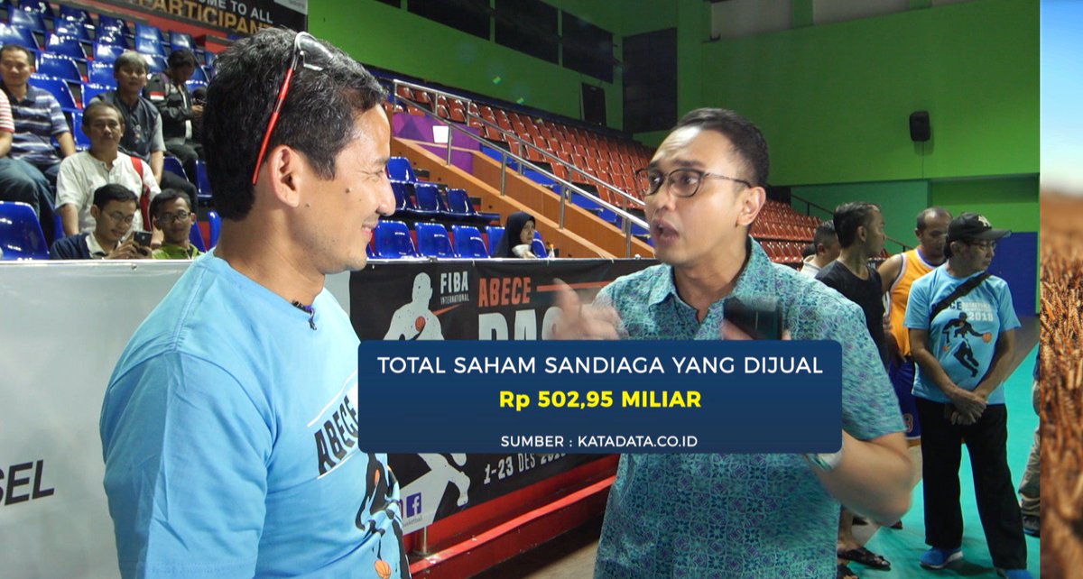 valentinastrs's tweet photo. Sandiaga – Cawapres No. Urut 02 : “Belum. Saya masih byk mikir ttg dunia. Ya kita ini juga berhijrah dengan aset yang diberikan oleh Allah SWT. Kita lihat dari sisi kebangsaan ajalah, sama2 mau membangun."

#Aiman #KompasTV #JurusMenangSandiaga https://t.co/T2AKLcTU48