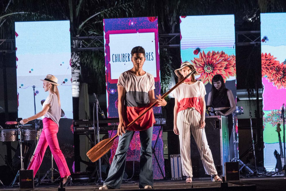 MuniResistencia's tweet photo. 💃🕺👔#RESISTENCIA ESTÁ DE #MODA

👗🕶👒En lo que fue un maravilloso #Finde, los #Vecinos y #Vecinas también pudieron disfrutar del evento “La Ciudad está de moda”, donde se fusionaron producciones locales (@chacuweb), #Danza (ExpresArte) y #Música (La Previa y @vientonorteweb) https://t.co/XUoxbs9aaw